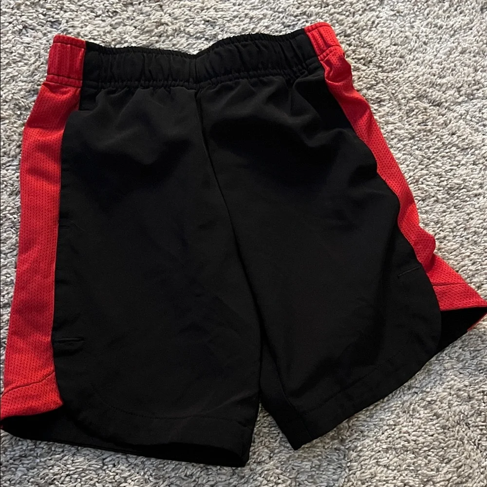 4 Pairs of 4T kids athletic shorts